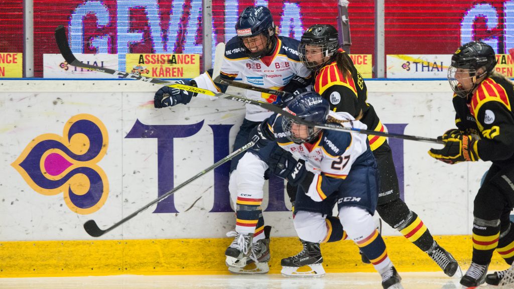 Molly Engstrom under matchen mot Brynäs 170114